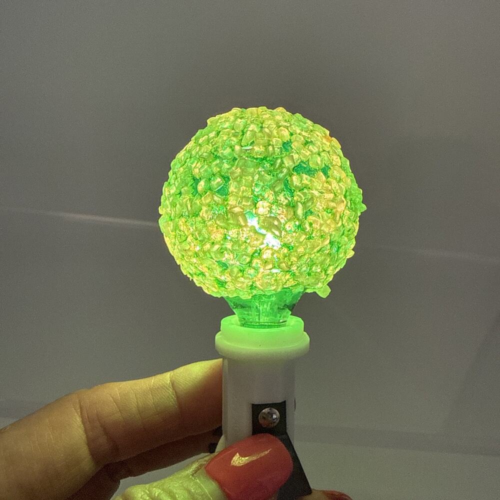 Vintage Lighted Ice Christmas Light Bulb Frosted Sugar Snowballs Green MCM Tree